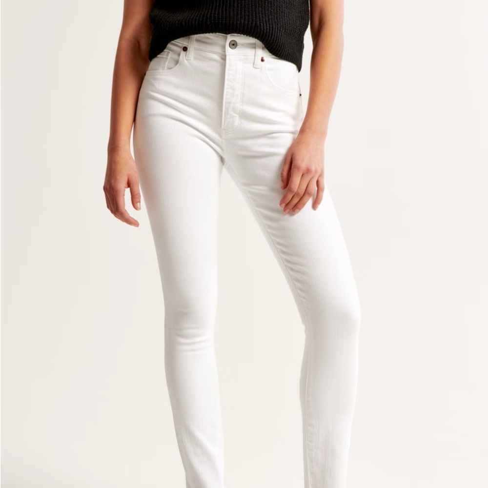 White Abercrombie skinny jeans 24 00s